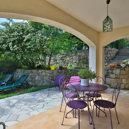Spacieux Et Confortable A Sur Loup 60 M² Vue Sur Montagne *